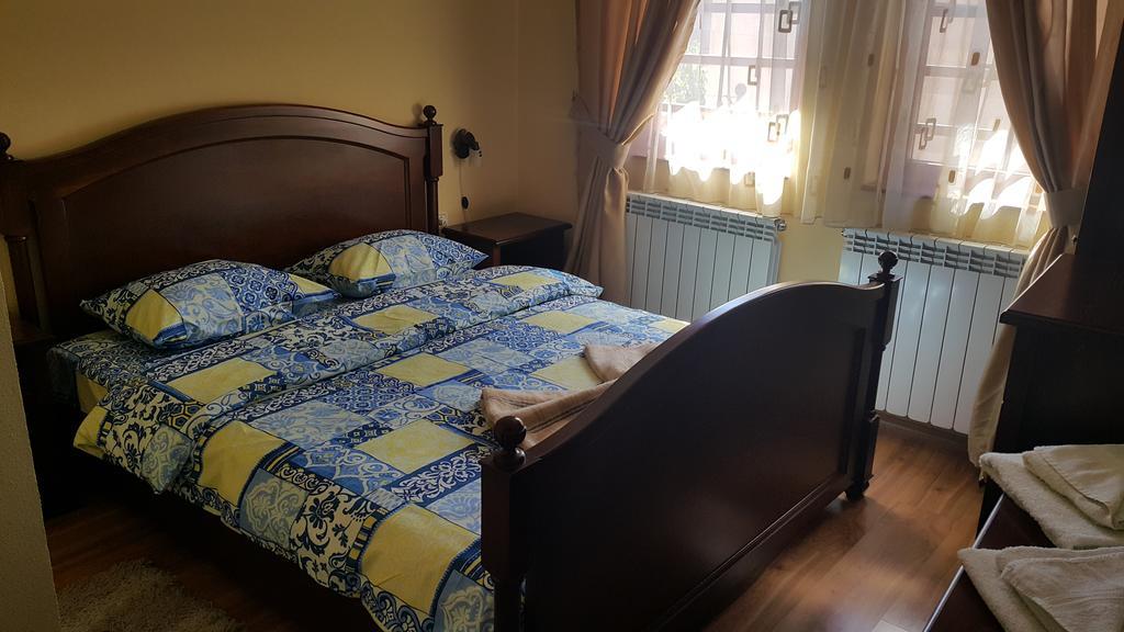 Guest House Maria 코프리브시티차 외부 사진
